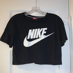 Nike workout crop top